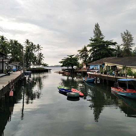 Ban Raw Homestay Ko Kut Luaran gambar